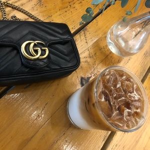GG Marmont matelassé leather super mini bag